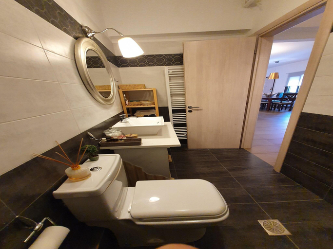 Others 3, Apartment in Loutra Elenis with Garden, Peloponnese