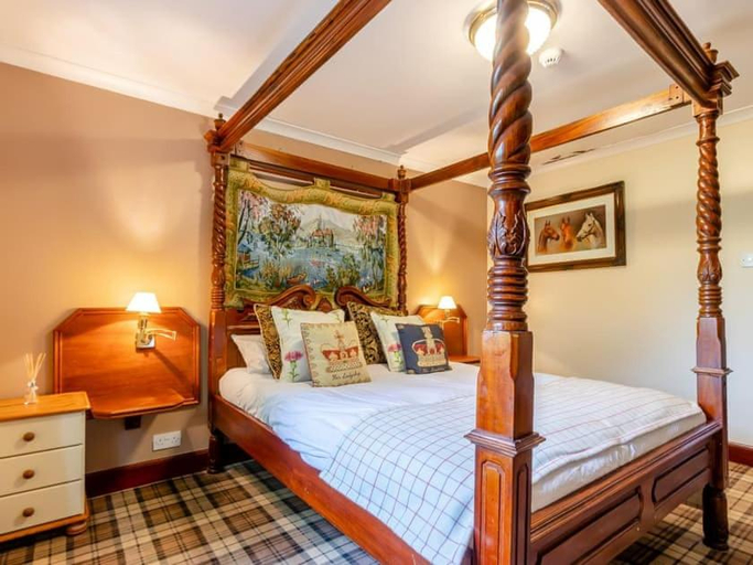 Bedroom 2, Dalgarven spa venue, North Ayrshire
