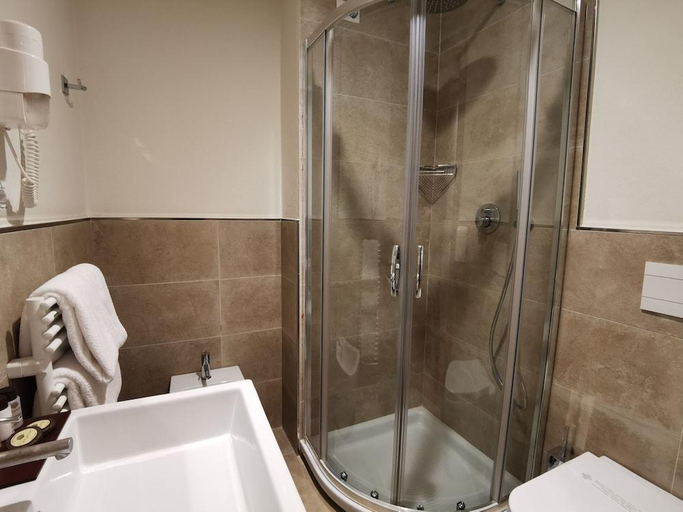 Bathroom 4, Hotel President Prato, Prato