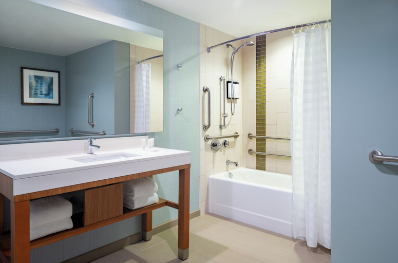 Bathroom 5, Hyatt Place Boca Raton/Downtown, Palm Beach