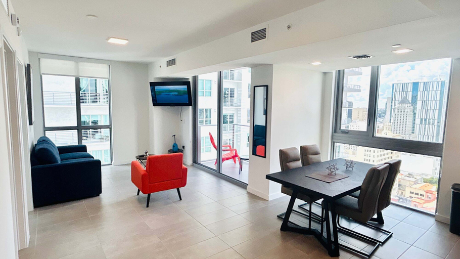 Room 2, When the City Becomes a Canvas Terrace Pool Gym, Miami-Dade
