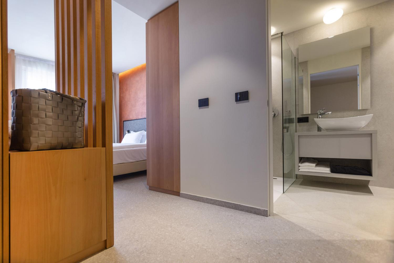 Bedroom 3, LLAC Living Nature Hotel, Brescia