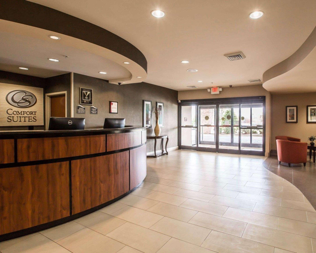 Public Area 2, Comfort Suites Whitsett - Greensboro East, Guilford