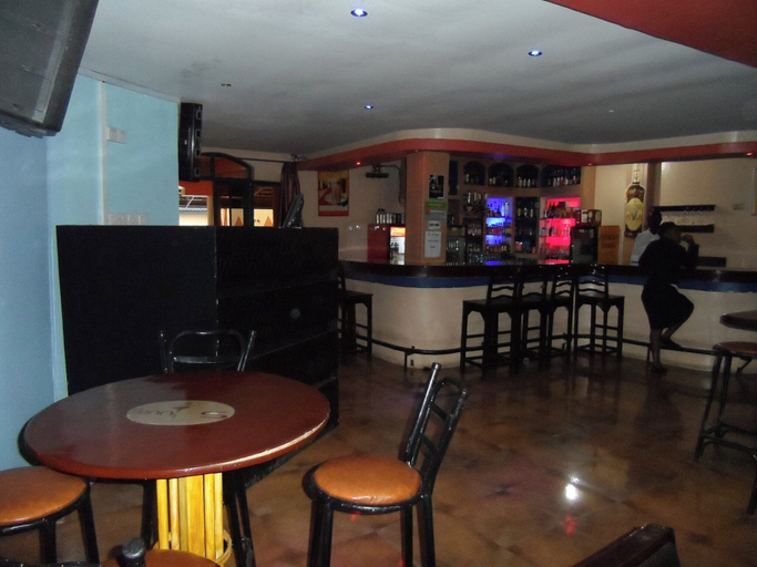 Food & Drinks 5, Donnie's Hotel Nakuru, Nakuru Town West