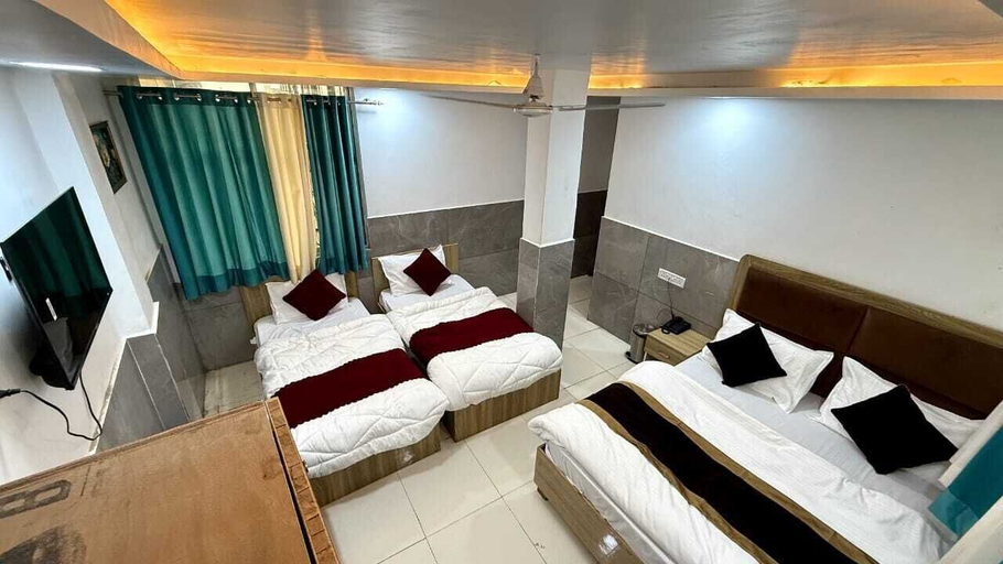Bedroom 2, Hotel Sheeri Inn, Faizabad