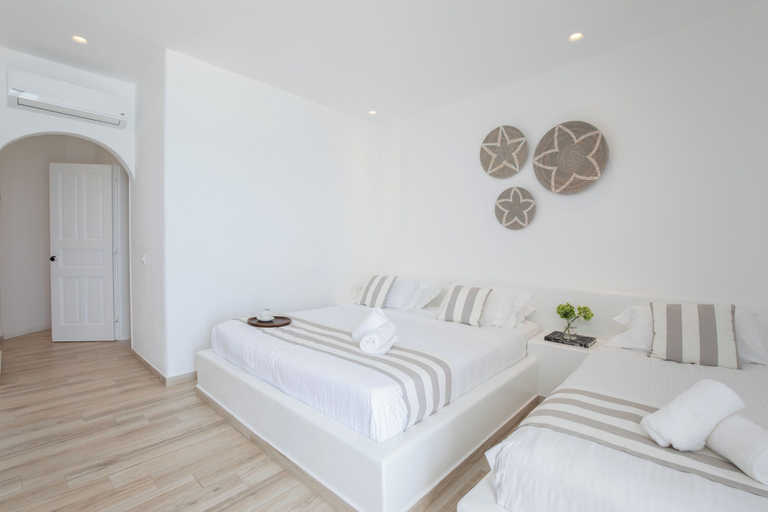 Bedroom 3, Acrogiali Beachfront Hotel, South Aegean