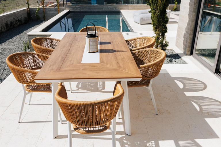 Others 4, Oasis Villa 6