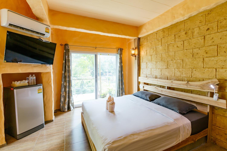 Bedroom 2, Baandin Chiewlarn Resort, Ban Ta Khun