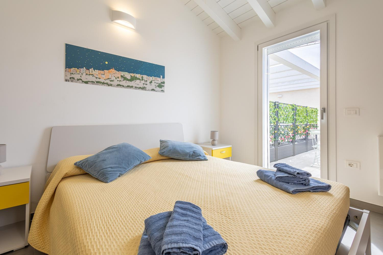 Bedroom, Bcolors rooms, Cagliari