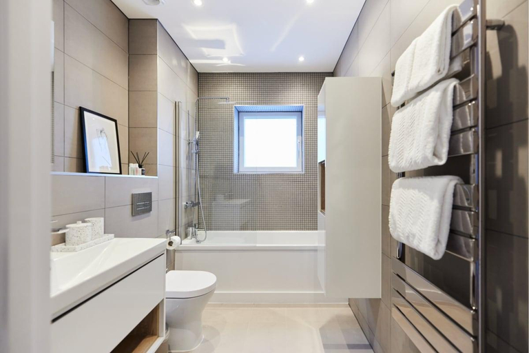 Bathroom 3, The Wembley Park Retreat - Modern 2BDR Flat with Balcony, London