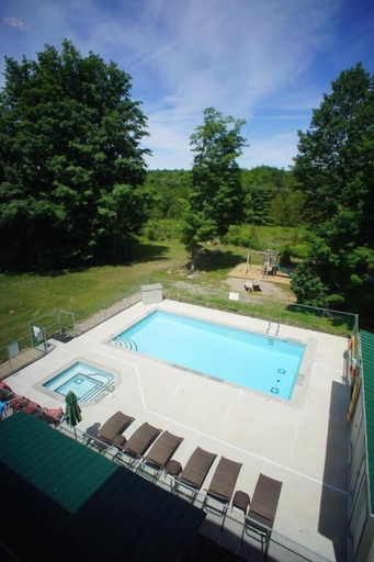 Sport & Beauty 2, Myers Cave Resort, Frontenac