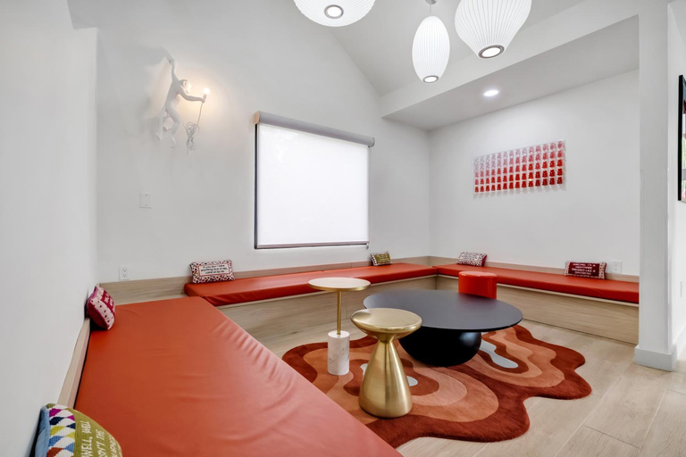 Public Area 2, BOB Hotels Tallahassee - Boutique on Budget, Leon