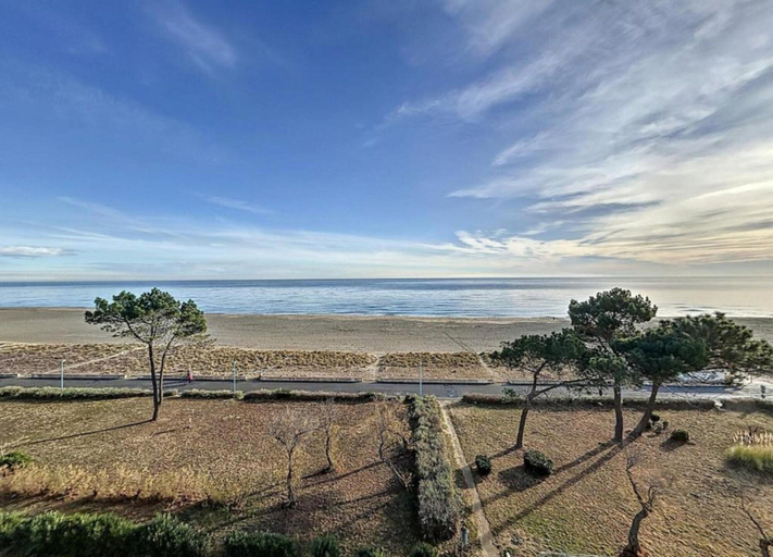 View from property 3, Airy Getaway by the Sea, Pyrénées-Orientales