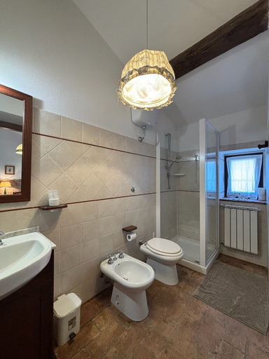 Bathroom 4, Castello di Santa Cristina, Viterbo