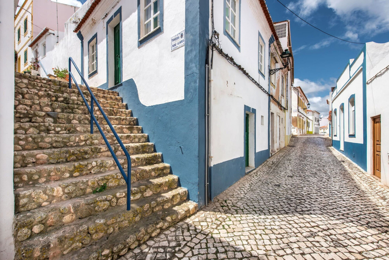 Room 5, Casinha da Sorte · STYLISH & UNIQUE HOUSE IN THE H, Lagoa
