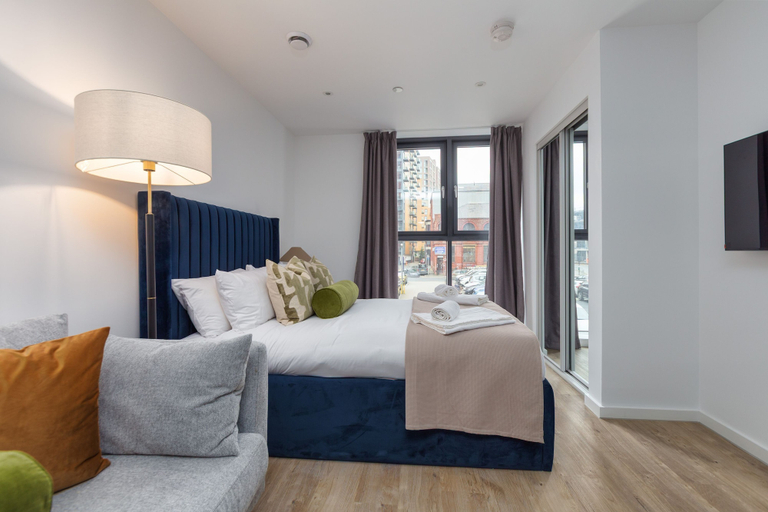 Room 1, Chic New Cross Studio, Manchester