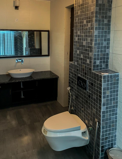 Bathroom 4, Mocha Chalet, Nainital
