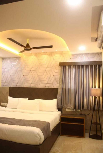 Bedroom 3, HOTEL SUN LIGHT, Krishna