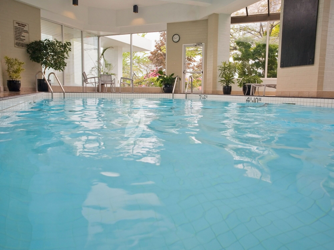 Sport & Beauty 2, Inn at Laurel Point, Capital