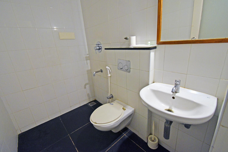 Bathroom 3, Villa Waves, Puducherry