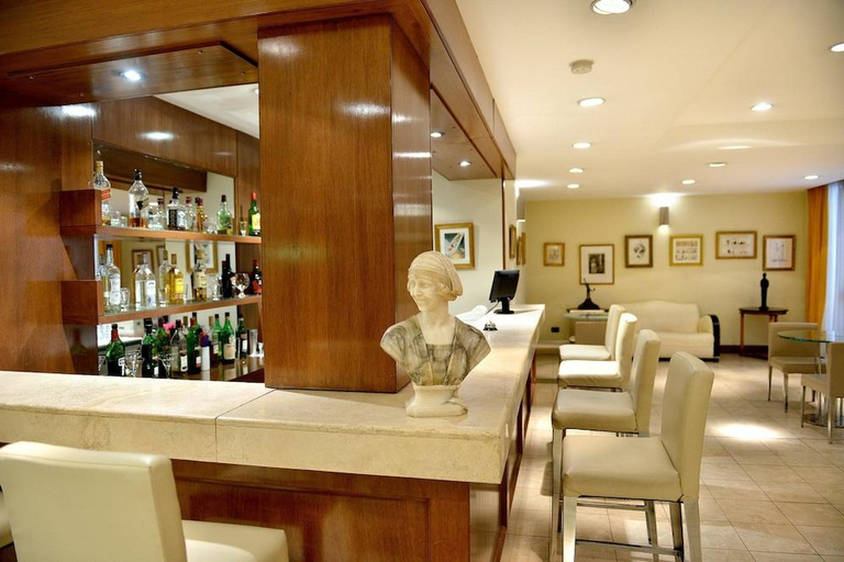 Food & Drinks 4, Hotel Dora, General Pueyrredón