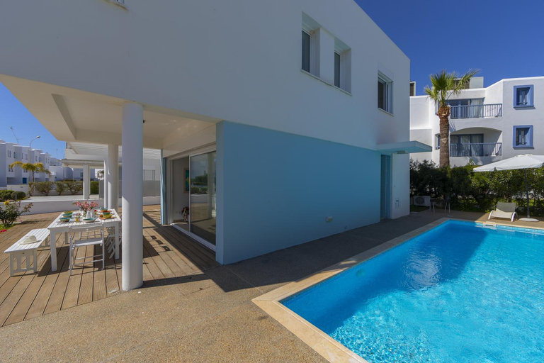 Sport & Beauty 2, Oceania Villa