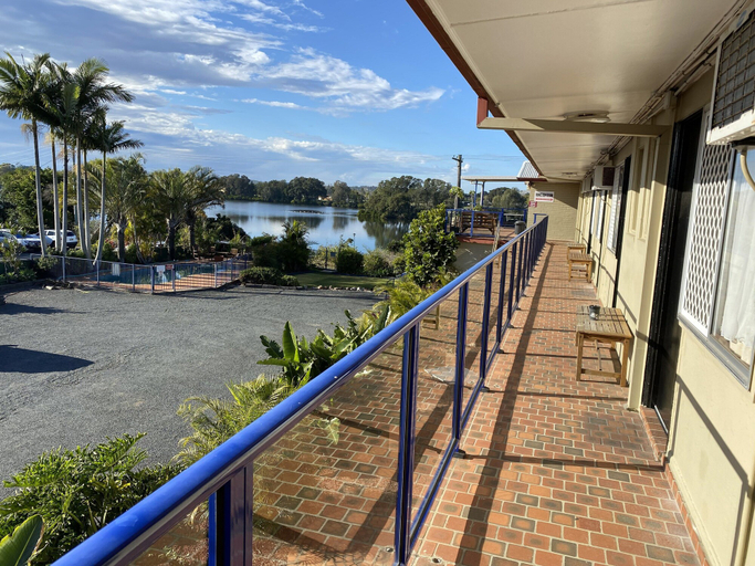 Others 3, Taree Motor Inn, Greater Taree