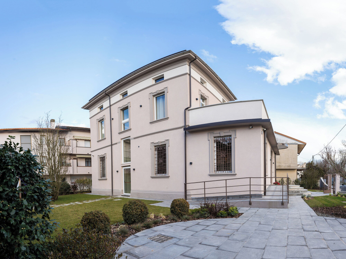 Exterior & Views 2, Villa Demetrio Ars Hotel, Lodi