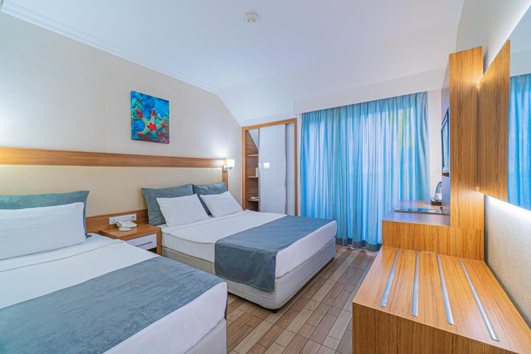 Bedroom 2, Mesut Hotel, Alanya