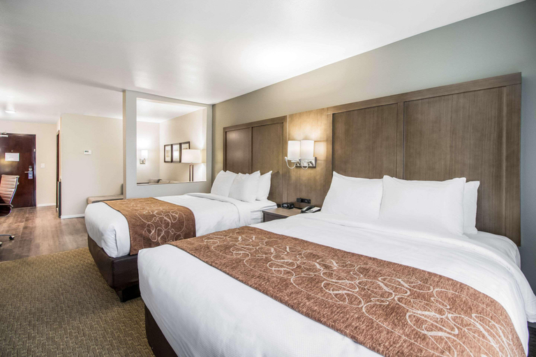 Bedroom 3, Comfort Suites Columbia, Maury