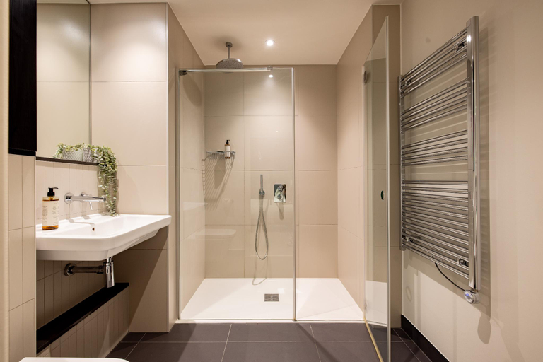 Bathroom 3, Charles Hope London Croydon, London