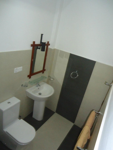 Bathroom 3, Ajith Safari Lodge, Thissamaharama