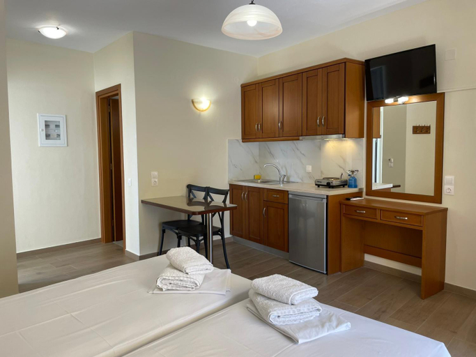 Others 2, TRIANTAFYLLOY ROOMS, Central Greece