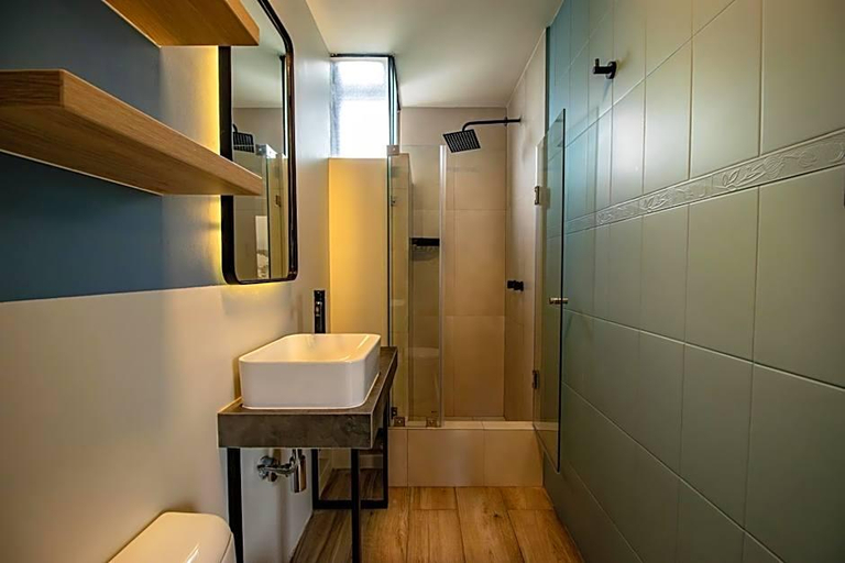 Bathroom 4, Miraflores Suites Centro, Lima