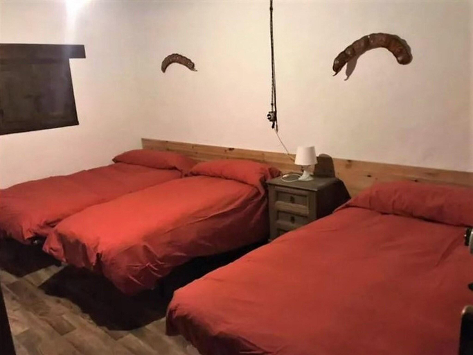 Bedroom 2, Country House near Sierras Subbeticas Park, Granada