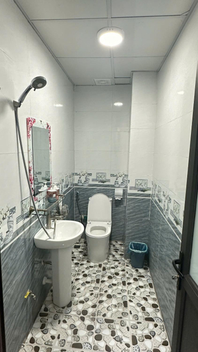 Bathroom 5, ToTo-Chan Hotel, Đồng Văn