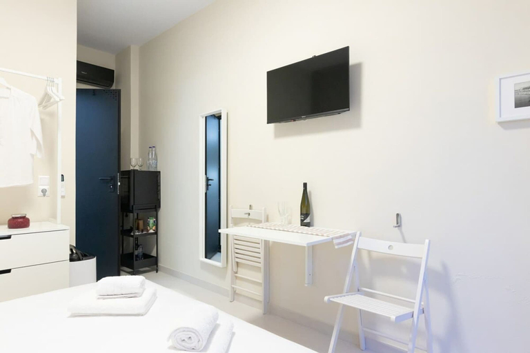 Room 4, Astra Beach Studio 5, Peloponnese
