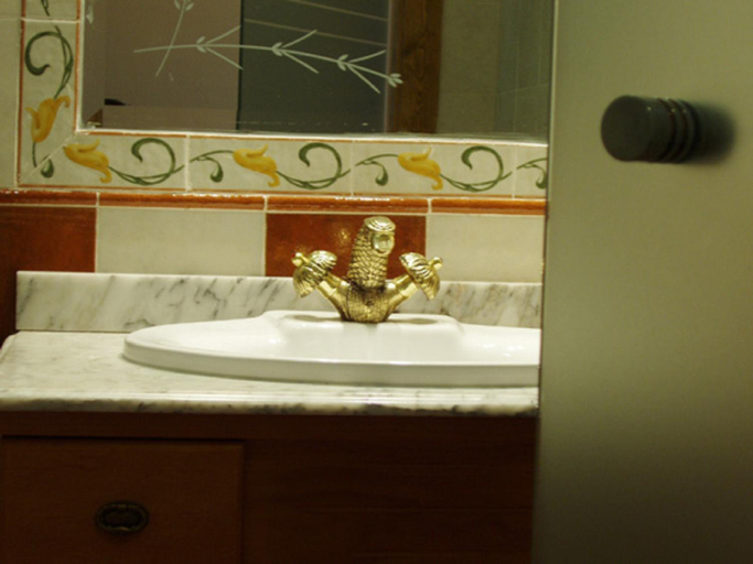 Bathroom, Hotel El Yedron, Cáceres