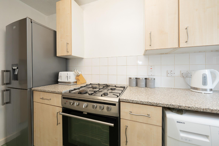 Others 4, Elegant London Long stays Apartment , London