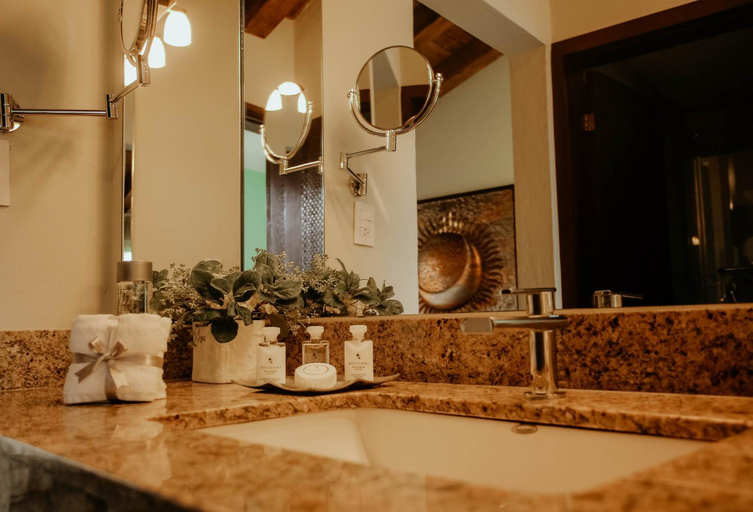Bathroom 4, Plaza Gallery Hotel & Boutique, San Cristóbal de las Casas