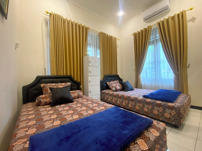 Bedroom 8