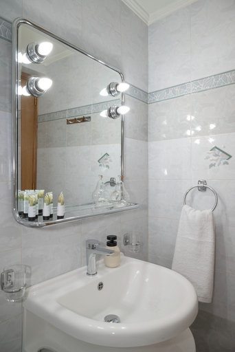 Room 2, Maio Seaview Sunset Stay in Kremasti Rhodes, South Aegean