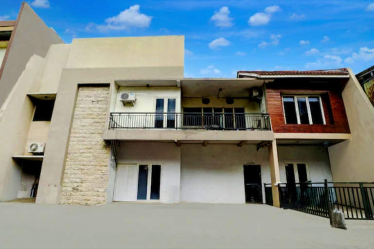 Exterior & Views 2, Omah Sewu C12 By Reccoma, Surabaya