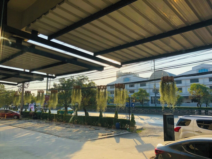 Others 4, Near BKK Airport Hostel, Bang Phli