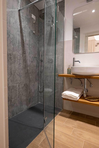 Bathroom 2, Smart Guesthouse, Roma