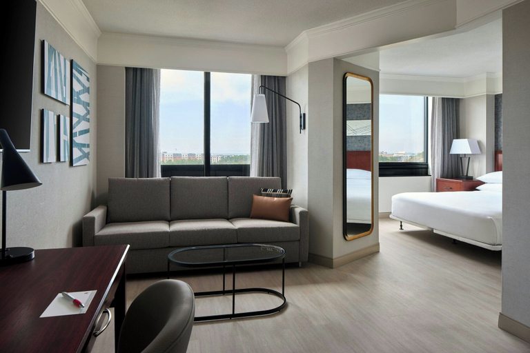 Bedroom 4, Washington Dulles Marriott Suites, Fairfax