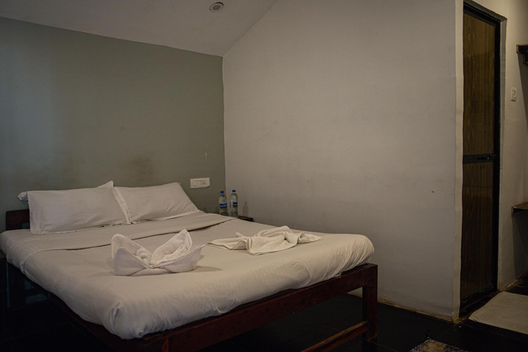 Bedroom 2, 12 Monks Hostel Goa, North Goa