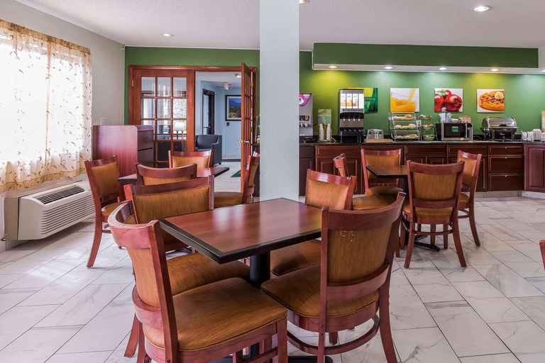 Public Area 4, Quality Inn Sycamore - DeKalb, De Kalb