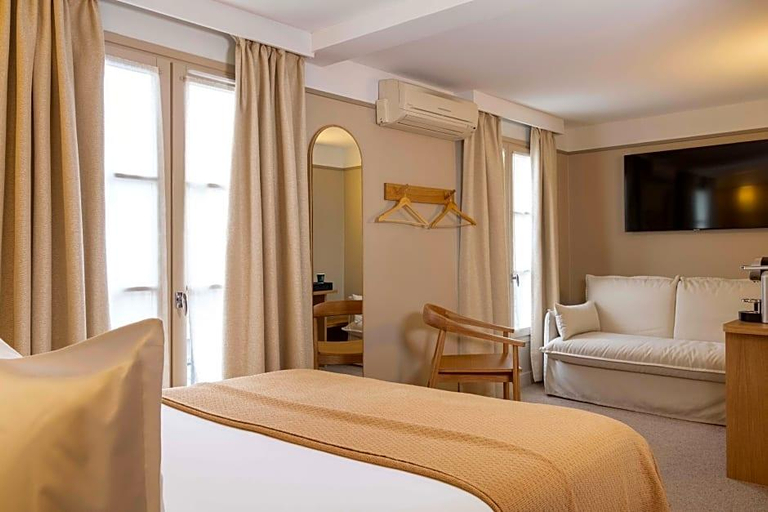 Bedroom 4, Hotel Joe M, Paris
