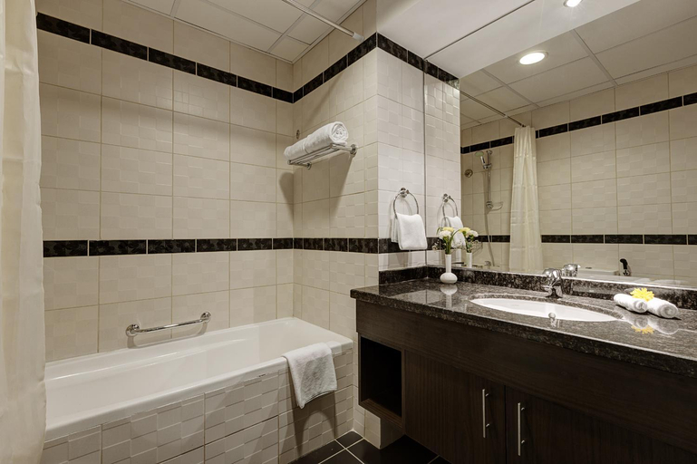 Bathroom 5, Abidos Hotel Apartment Dubailand, Dubai